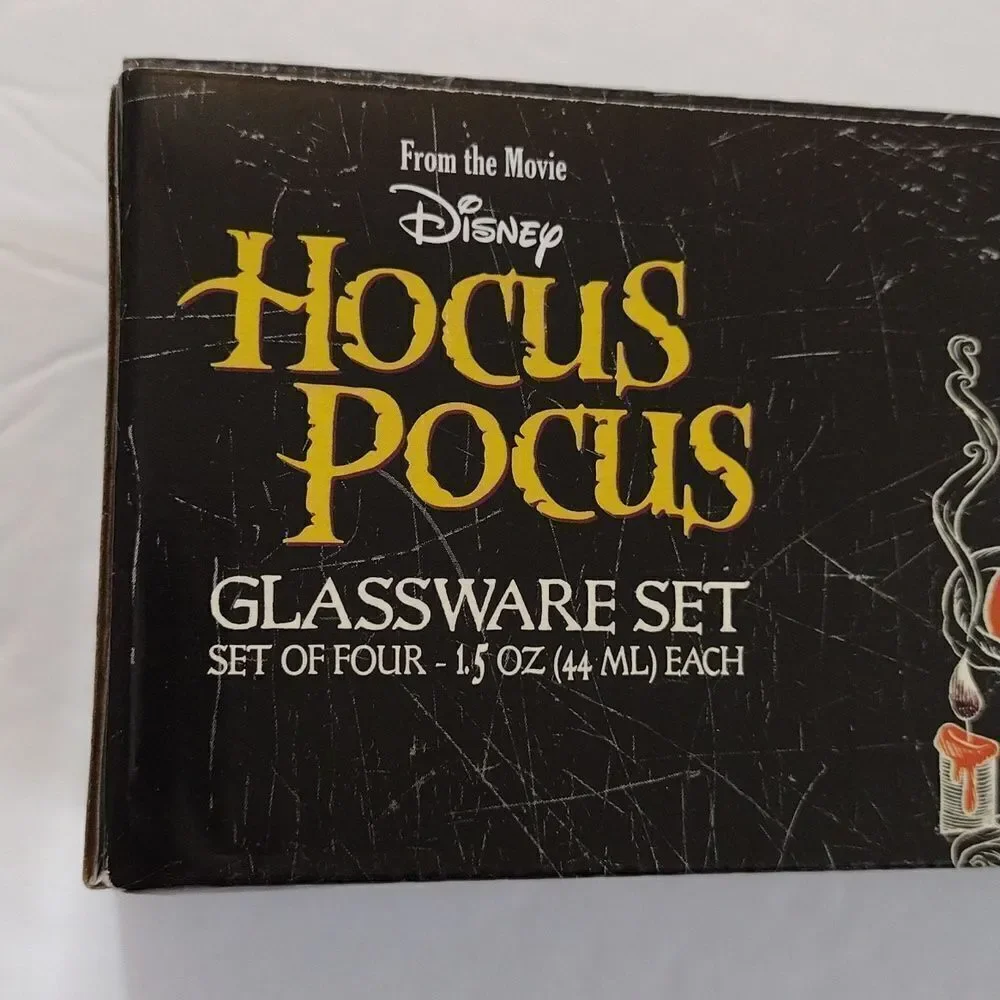 Disney Hocus Pocus‎ Set of 4 Mini 1.5oz Shot Glasses Set NWT